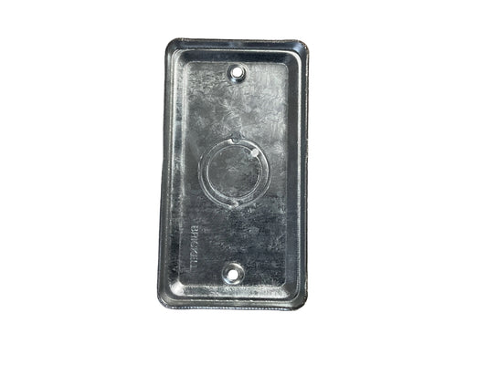 Brickell. Tapa ciega 4x2”